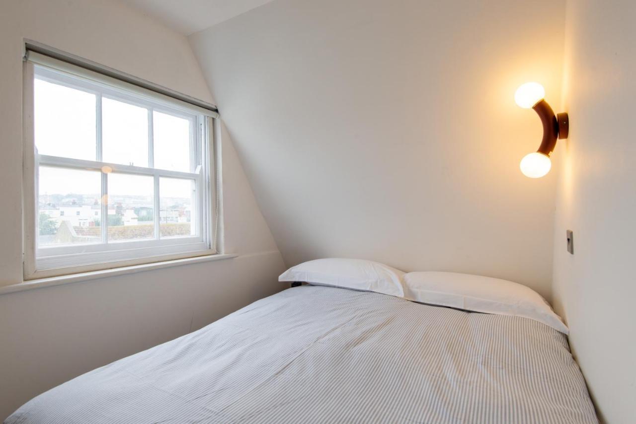 Central One-Bedroom, 99 Steps To The Sea Brighton Dış mekan fotoğraf